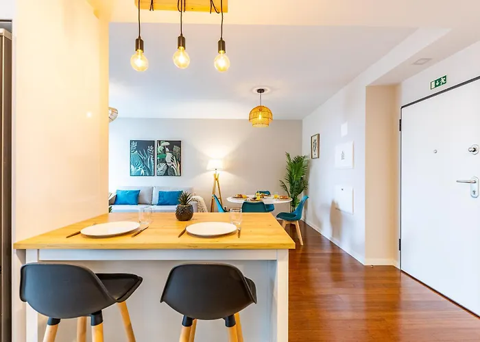 Formosa Iv By Your Key Apartment